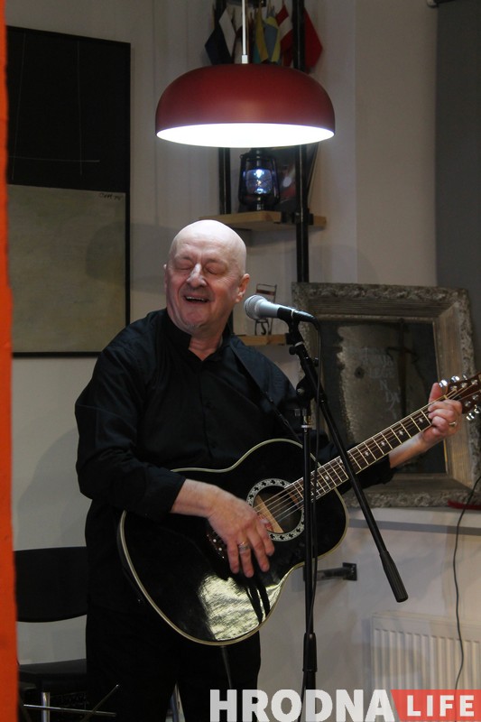 Виктор Шалкевич собрал на концерте в Гродно около 200 человек Виктор Шалкевич собрал на концерте в Гродно около 200 человек