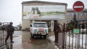 Школьник, арестованный за двойное убийство в Столбцах, признал вину частично Школьник, арестованный за двойное убийство в Столбцах, признал вину частично