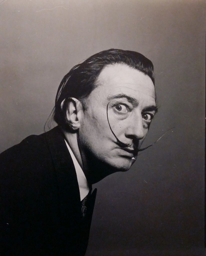 Владелец рисунков Дали проведет экскурсию по выставке в Гродно