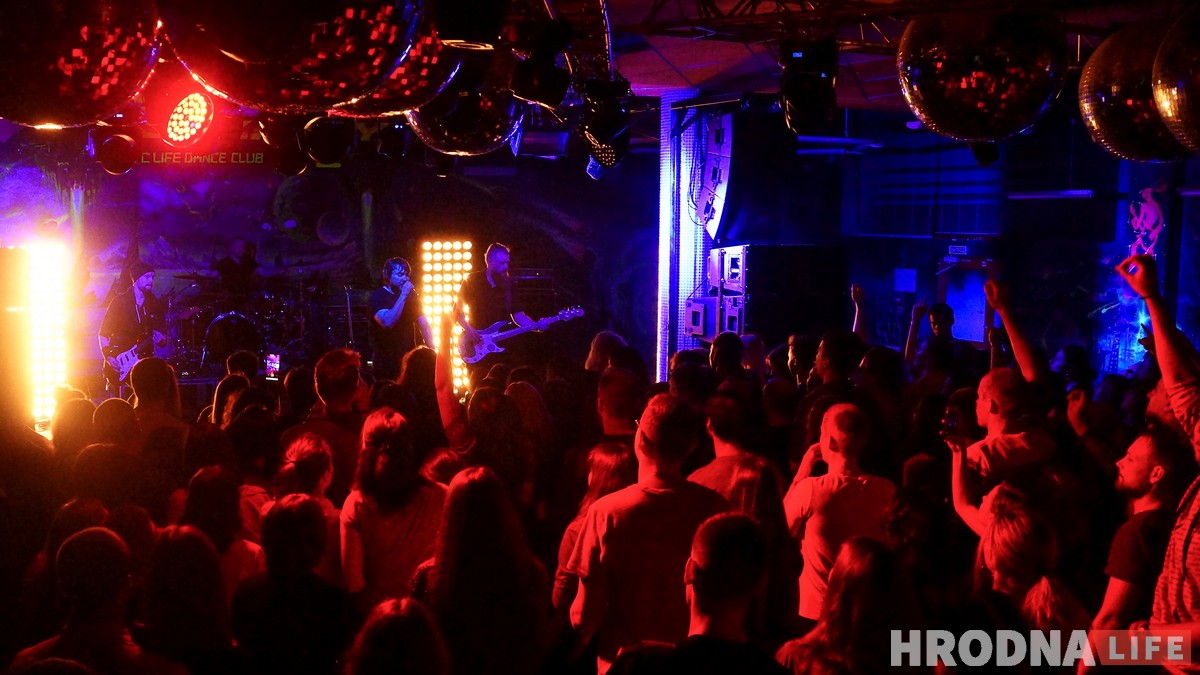 Фото: NIZKIZ зажигал в Гродно вечером и повторит концерт на Дне Воли Фото: NIZKIZ зажигал в Гродно вечером и повторит концерт на Дне Воли