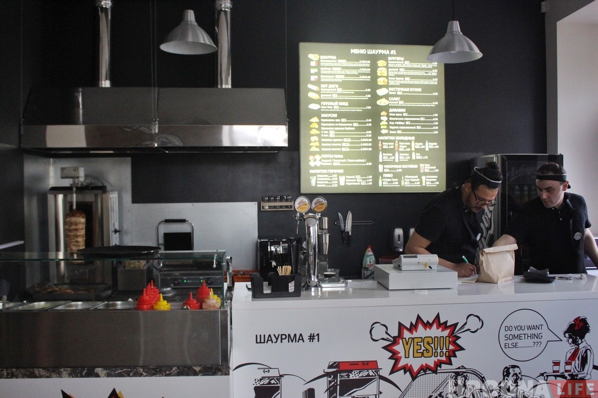 На Ожешко открылась Шаурма#1. Туда перебрался и тунисский повар На Ожешко открылась Шаурма#1. Туда перебрался и тунисский повар