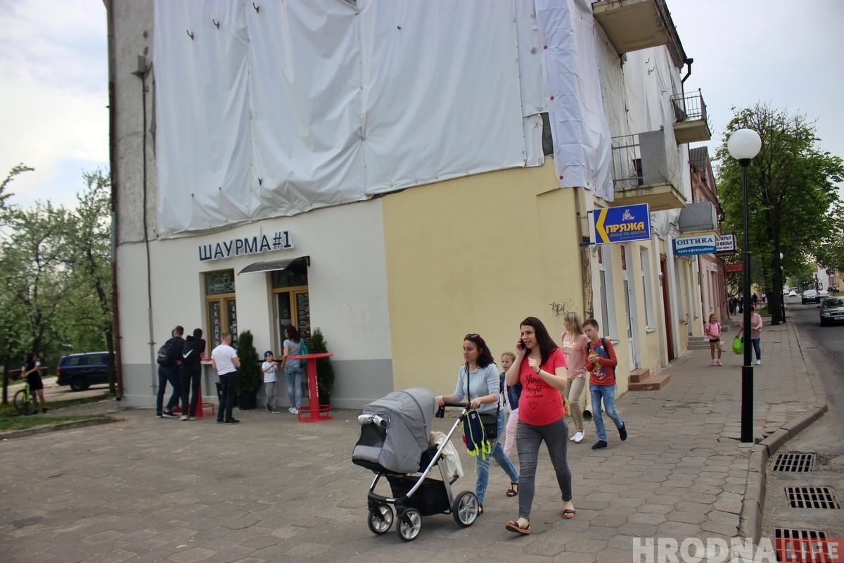 На Ожешко открылась Шаурма#1. Туда перебрался и тунисский повар На Ожешко открылась Шаурма#1. Туда перебрался и тунисский повар