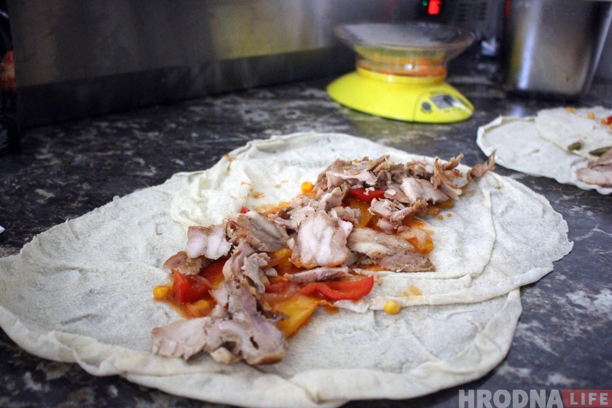 На Ожешко открылась Шаурма#1. Туда перебрался и тунисский повар На Ожешко открылась Шаурма#1. Туда перебрался и тунисский повар