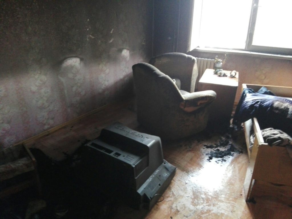 На Девятовке горела квартира. Предполагают поджог