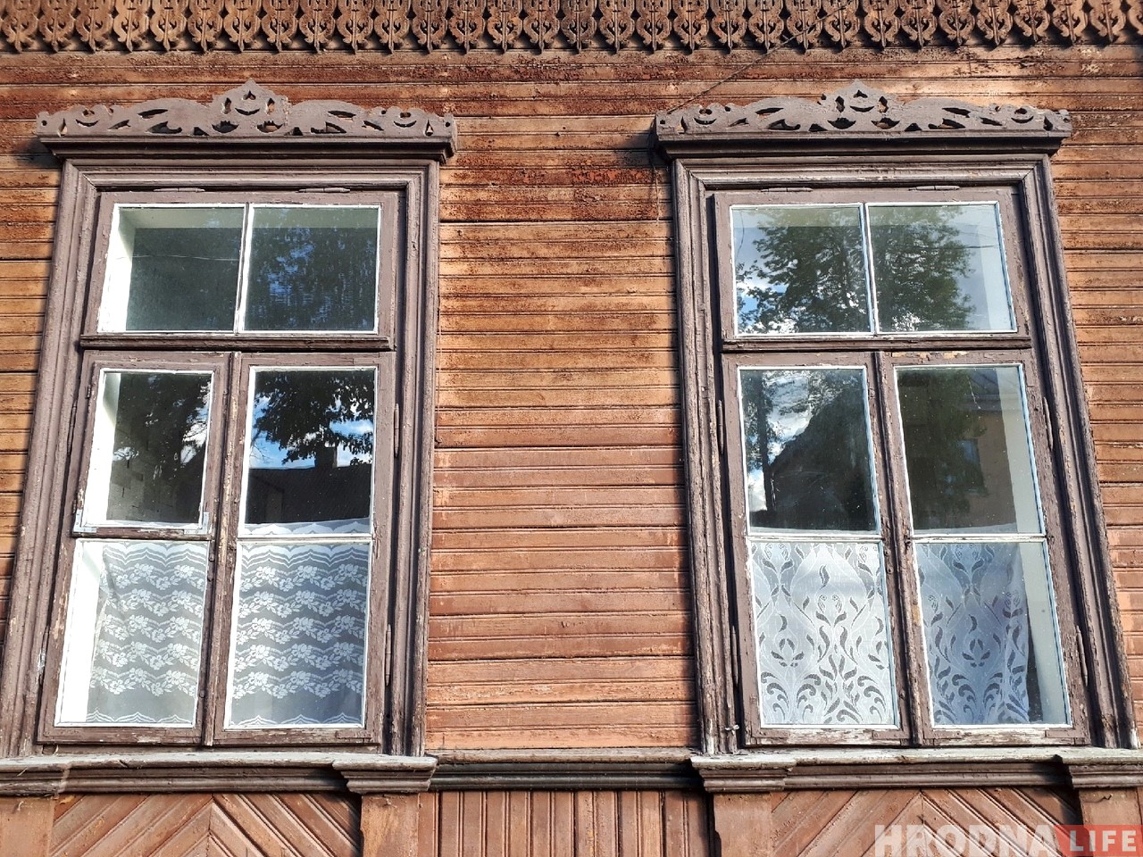 «Отдайте дом и мы спасем его». Семья гродненцев хочет сохранить деревянные дома в Новом Свете «Отдайте дом и мы спасем его». Семья гродненцев хочет сохранить деревянные дома в Новом Свете