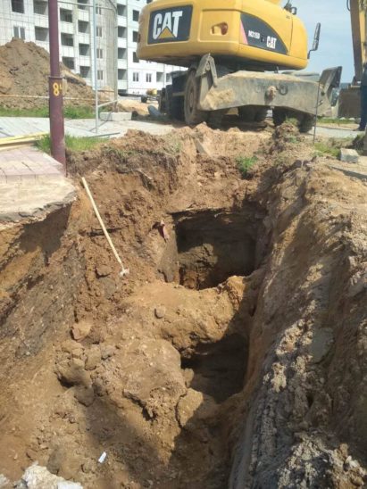 В Гродно рабочего засыпало песком в траншее В Гродно рабочего засыпало песком в траншее