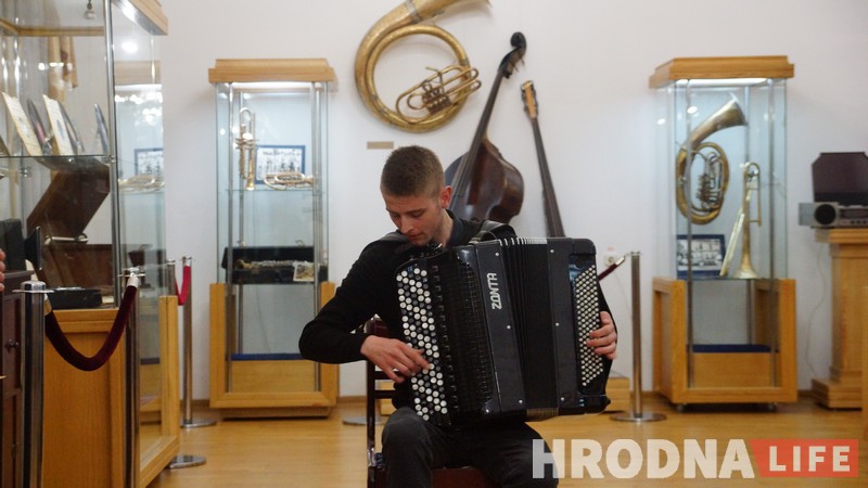 Слушали, играли и танцевали. Музыкальная "Ноч музеев" прошла в Гродно Слушали, играли и танцевали. Музыкальная "Ноч музеев" прошла в Гродно