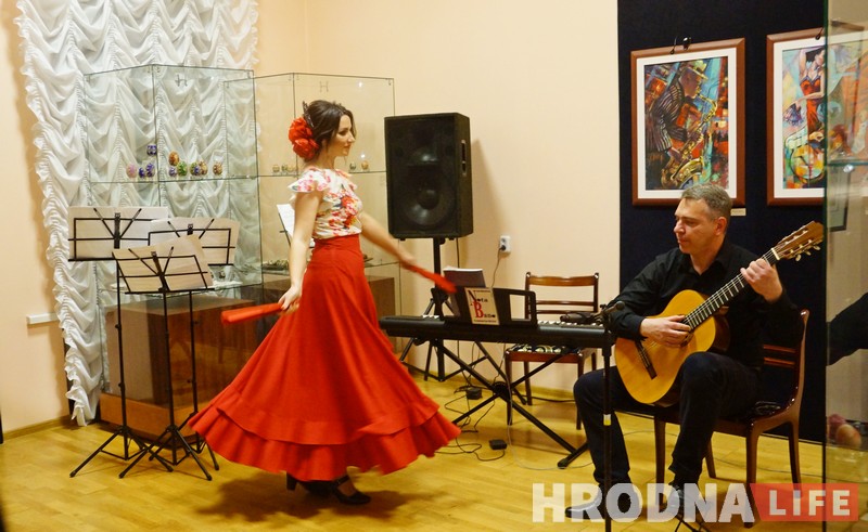 Слушали, играли и танцевали. Музыкальная "Ноч музеев" прошла в Гродно Слушали, играли и танцевали. Музыкальная "Ноч музеев" прошла в Гродно