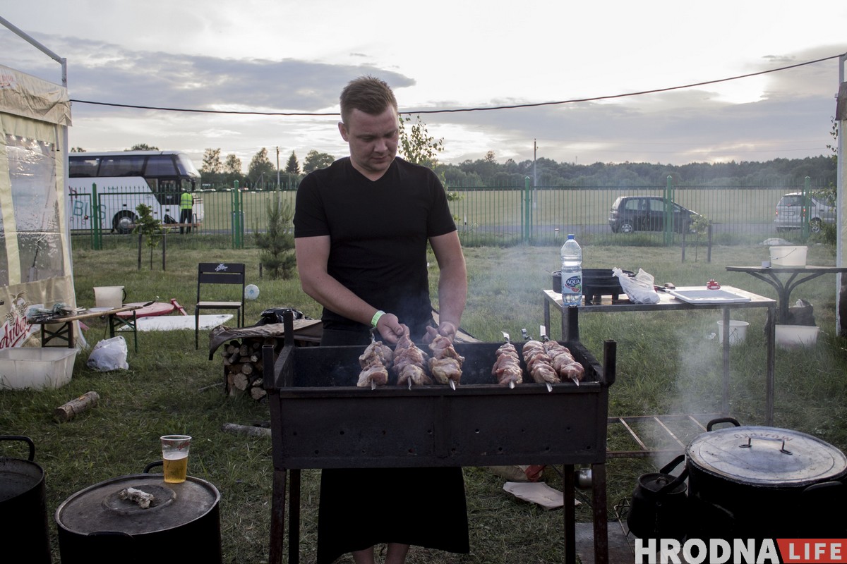 РСП, Dzieciuki и бесплатные татуировки. Как прошел байк-фестиваль «Хавайся ў бульбу-2019» РСП, Dzieciuki и бесплатные татуировки. Как прошел байк-фестиваль «Хавайся ў бульбу-2019»