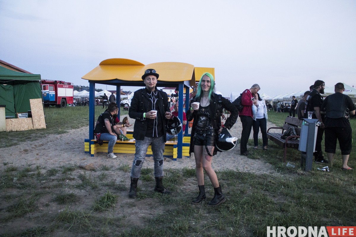 РСП, Dzieciuki и бесплатные татуировки. Как прошел байк-фестиваль «Хавайся ў бульбу-2019» РСП, Dzieciuki и бесплатные татуировки. Как прошел байк-фестиваль «Хавайся ў бульбу-2019»