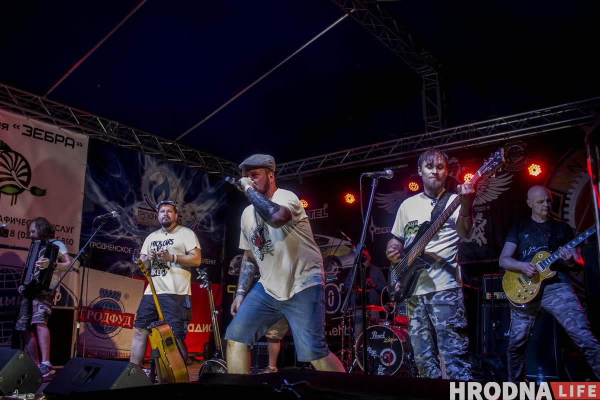 РСП, Dzieciuki и бесплатные татуировки. Как прошел байк-фестиваль «Хавайся ў бульбу-2019» РСП, Dzieciuki и бесплатные татуировки. Как прошел байк-фестиваль «Хавайся ў бульбу-2019»