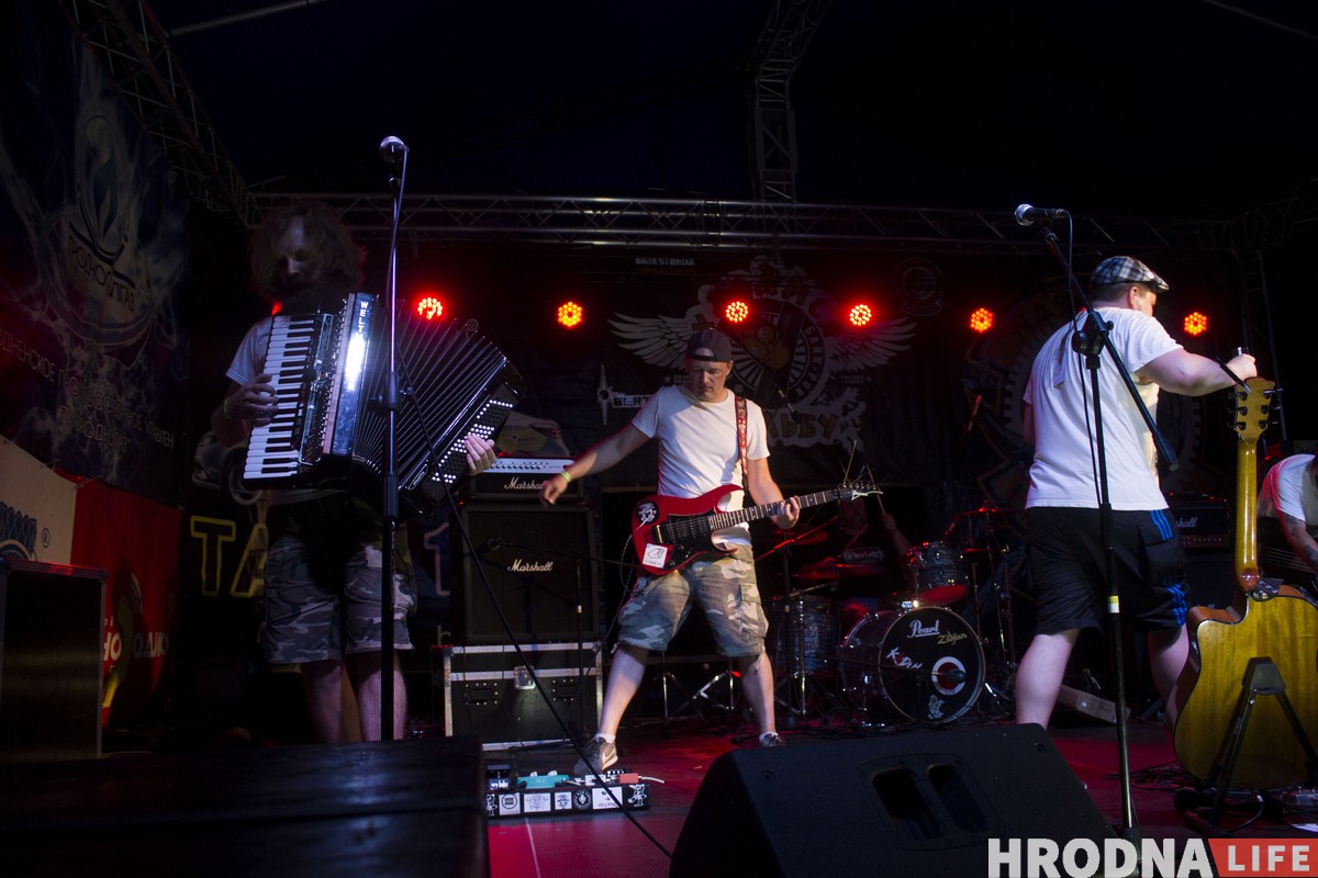 РСП, Dzieciuki и бесплатные татуировки. Как прошел байк-фестиваль «Хавайся ў бульбу-2019» РСП, Dzieciuki и бесплатные татуировки. Как прошел байк-фестиваль «Хавайся ў бульбу-2019»