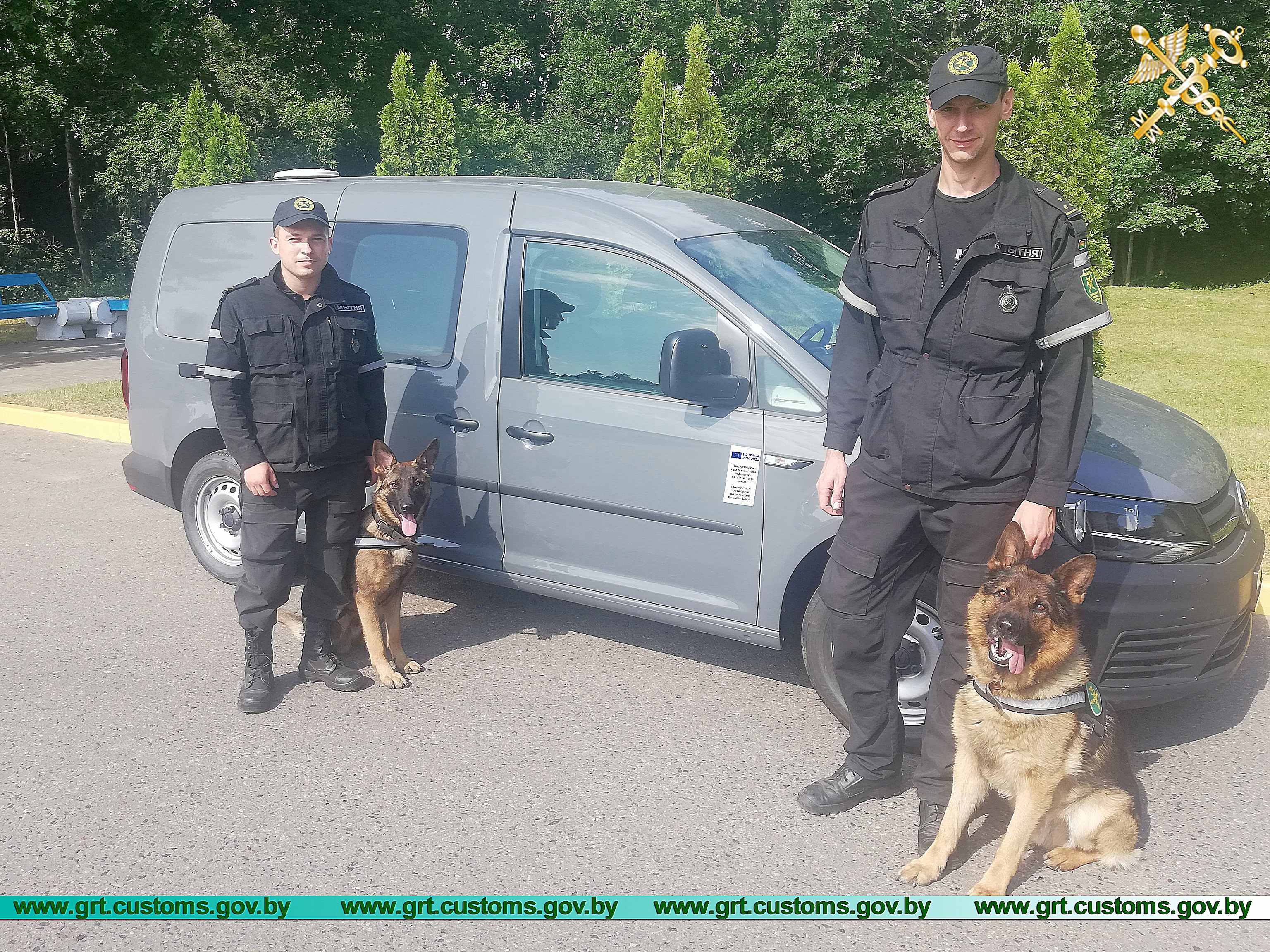 Для гродненских собак за деньги ЕС купили автомобиль с кондиционером Для гродненских собак за деньги ЕС купили автомобиль с кондиционером