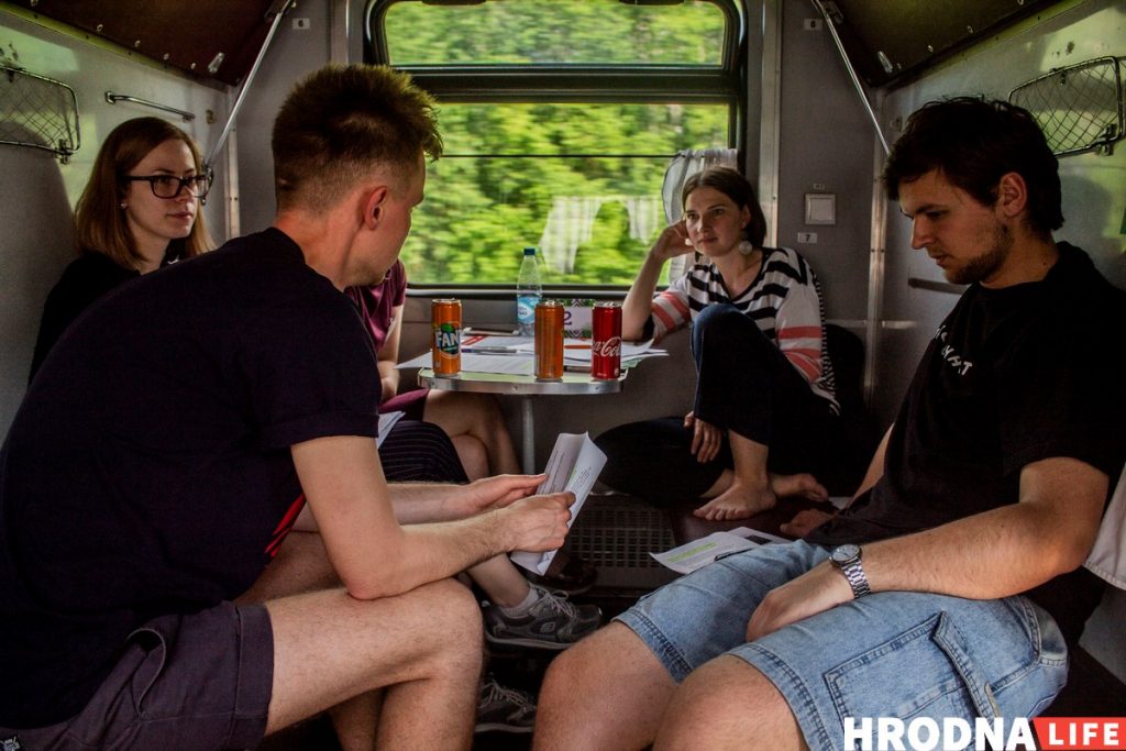 Вагон Креатона: как дизайнеры и рекламисты придумывали в поезде идеи для Hrodna.life (и не только)