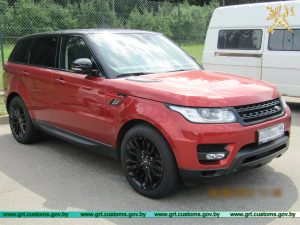 Гродненские таможенники задержали кроссовер. Оказалось, он в розыске Интерпола Гродненские таможенники задержали кроссовер. Оказалось, он в розыске Интерпола