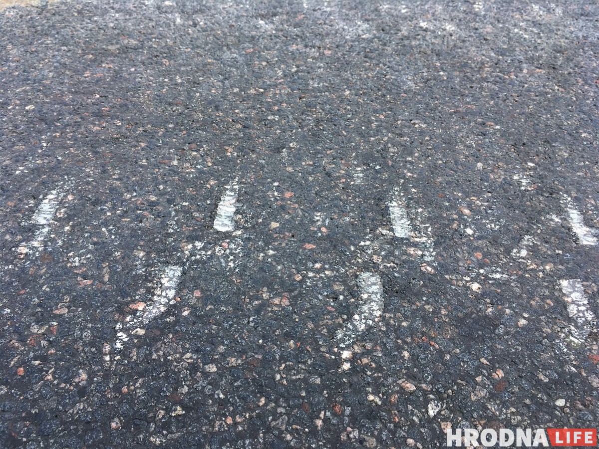 Как выглядит асфальт после репетиции парада ко Дню независимости и что об этом пишут в Instagram Как выглядит асфальт после репетиции парада ко Дню независимости и что об этом пишут в Instagram