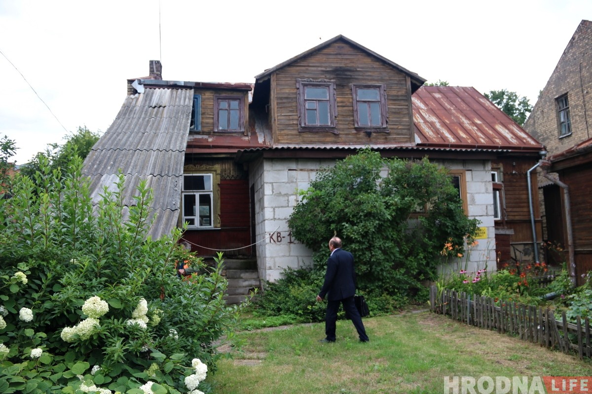 Старые дома на Мицкевича попытаются сохранить. Их будут продавать по одному Старые дома на Мицкевича попытаются сохранить. Их будут продавать по одному