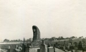 Памятник на могиле Найдуса стоял до последнего: в Гродно нашли неизвестные снимки уничтоженного еврейского кладбища