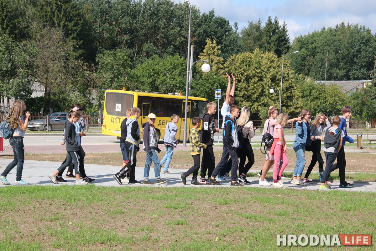 “Мои атомы довольны”. Школу, садик, больницу и ядерное топливо ждут в Островце этой осенью “Мои атомы довольны”. Школу, садик, больницу и ядерное топливо ждут в Островце этой осенью