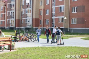 “Мои атомы довольны”. Школу, садик, больницу и ядерное топливо ждут в Островце этой осенью Улицы Островца