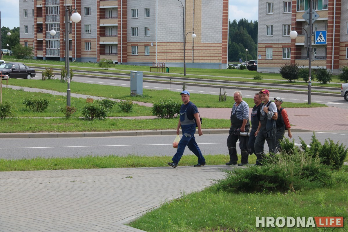“Мои атомы довольны”. Школу, садик, больницу и ядерное топливо ждут в Островце этой осенью “Мои атомы довольны”. Школу, садик, больницу и ядерное топливо ждут в Островце этой осенью
