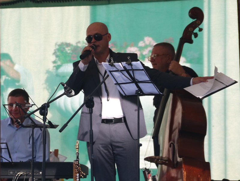 Сезон "Джазовых историй” закрыли концертом у Нового замка Сезон "Джазовых историй” закрыли концертом у Нового замка