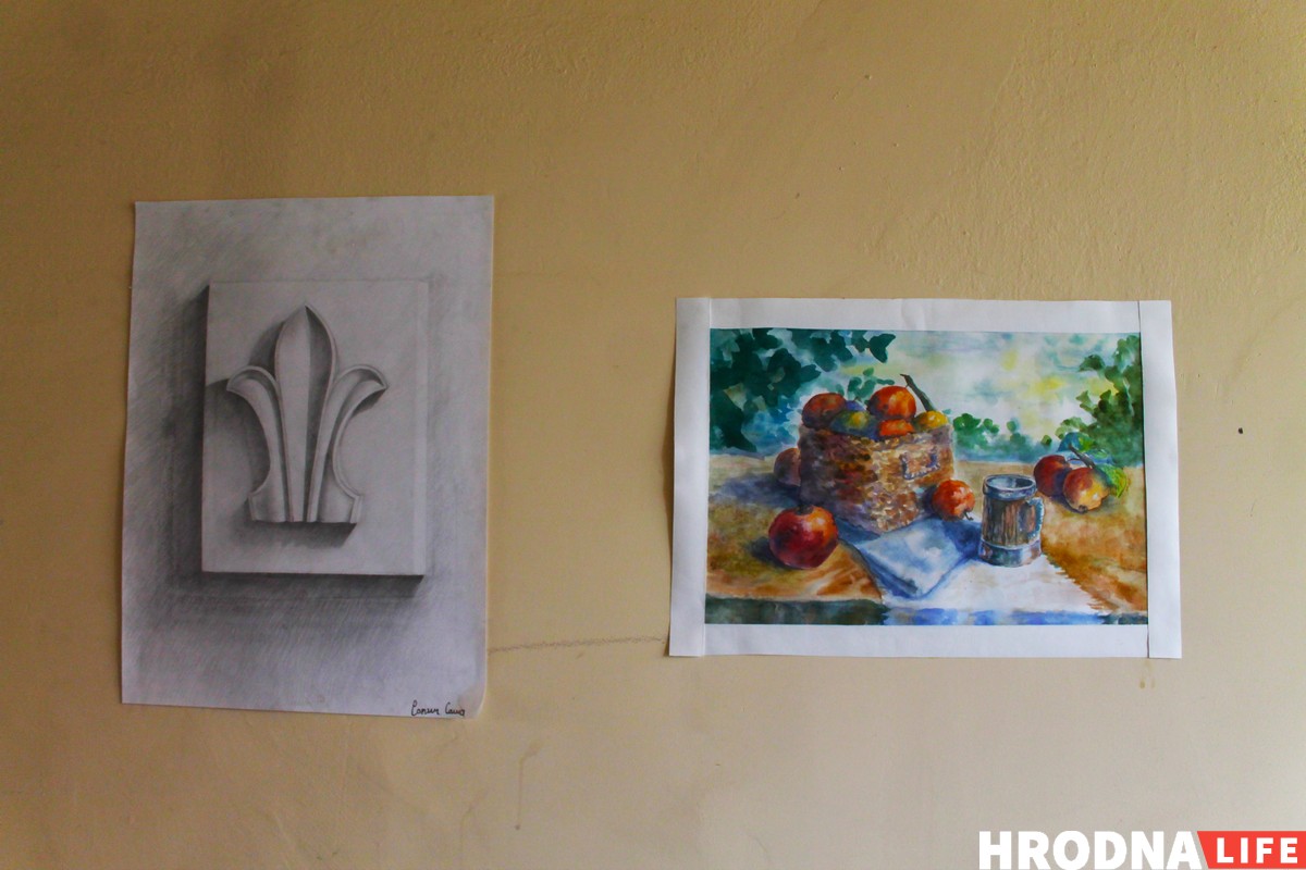 В Гродно появилась "Выставка в подворотне". Кто ее создал? В Гродно появилась "Выставка в подворотне". Кто ее создал?