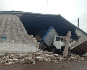 В Лиде засыпало стеной работника свинокомплекса. Мужчина погиб В Лиде засыпало стеной работника свинокомплекса. Мужчина погиб