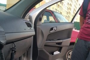 13-летний водитель решил покатать друзей на машине родителей. Смотрите, что у него получилось