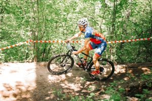 Виктор Кустинский кросс-кантри велосипед