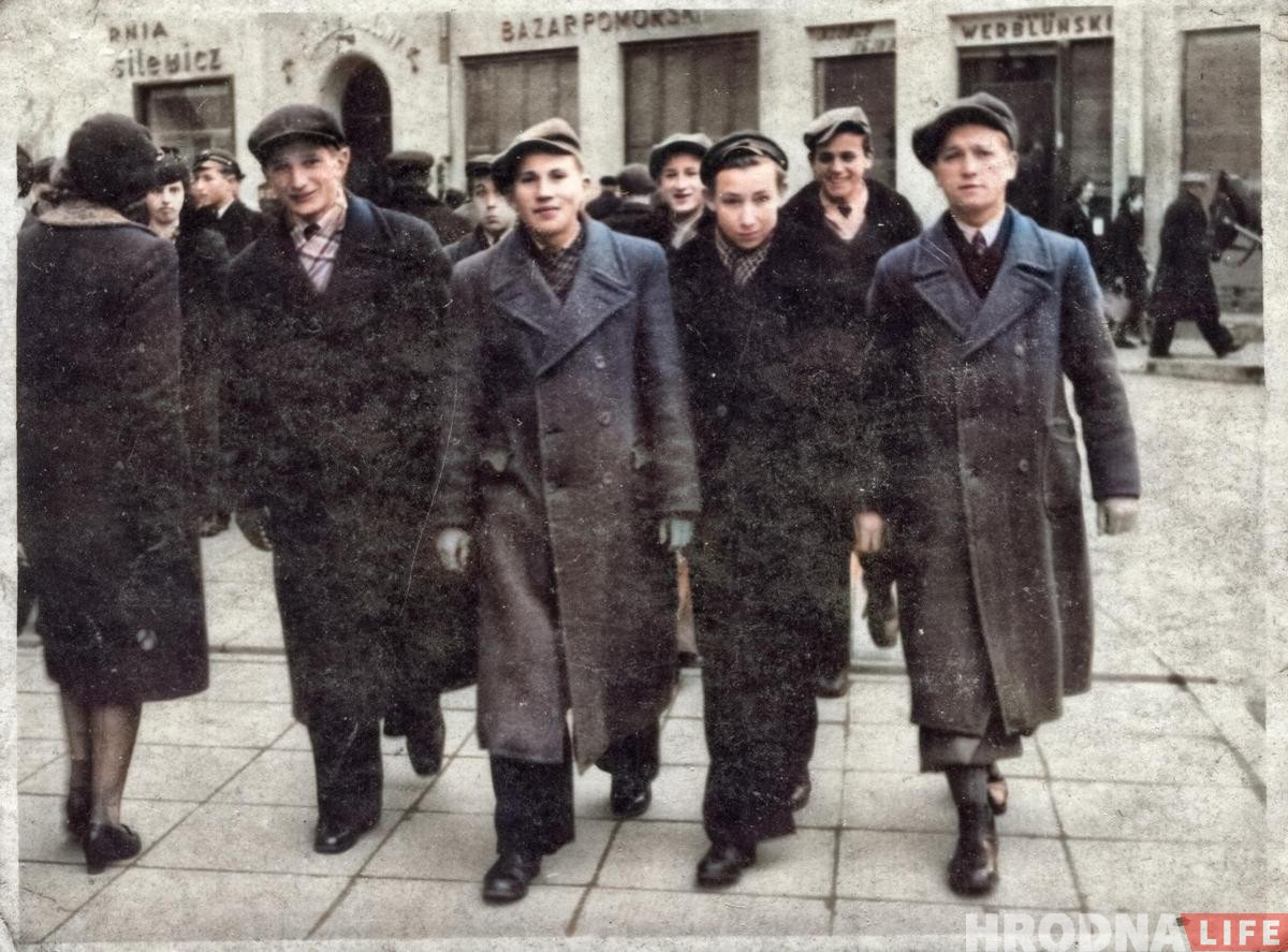 Цветной Гродно 1930-50-х: продолжаем раскрашивать черно-белые фото гродненцев Цветной Гродно 1930-50-х: продолжаем раскрашивать черно-белые фото гродненцев