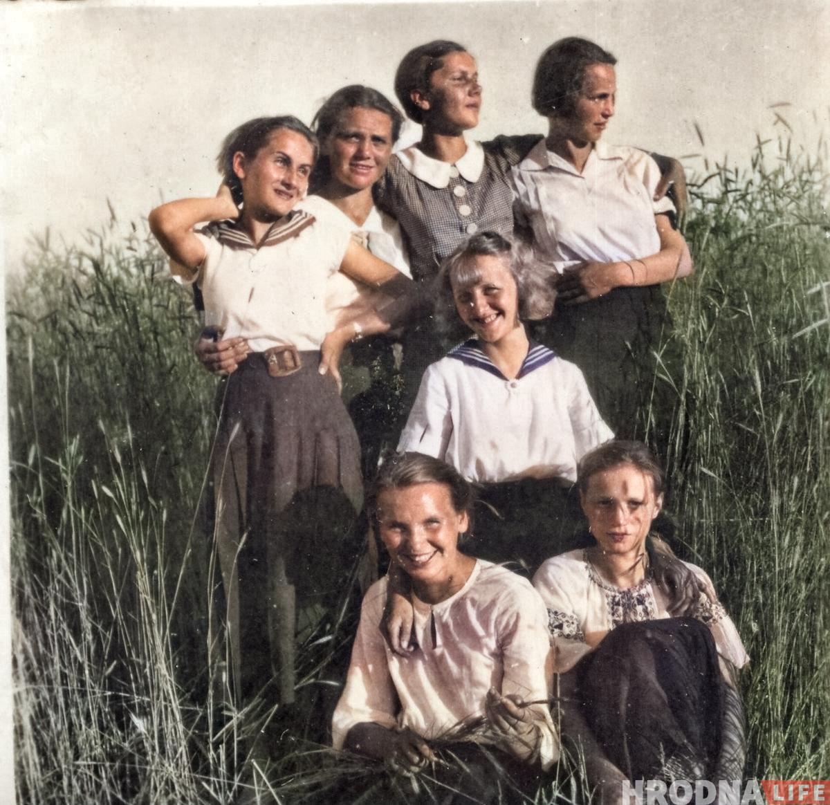 Цветной Гродно 1930-50-х: продолжаем раскрашивать черно-белые фото гродненцев Цветной Гродно 1930-50-х: продолжаем раскрашивать черно-белые фото гродненцев