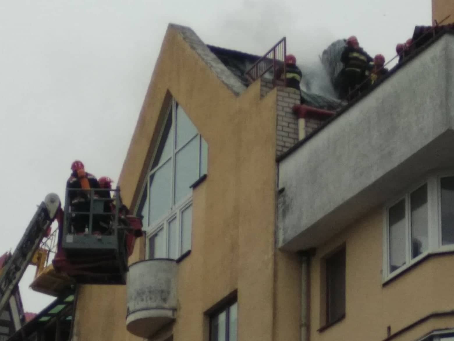 В центре Гродно горело жилое здание (обновлено) В центре Гродно горело жилое здание (обновлено)
