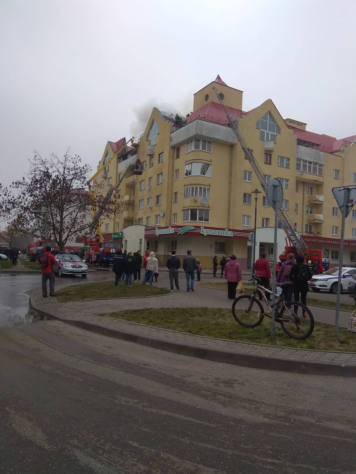 В центре Гродно горело жилое здание (обновлено) В центре Гродно горело жилое здание (обновлено)