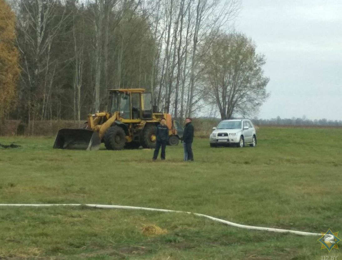 Дети игрались с зажигалкой и сожгли 100 тонн соломы Дети игрались с зажигалкой и сожгли 100 тонн соломы