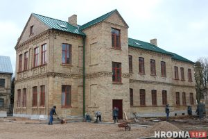 Новая гостиница на Большой Троицкой откроется в апреле 2020 Новая гостиница на Большой Троицкой откроется в апреле 2020