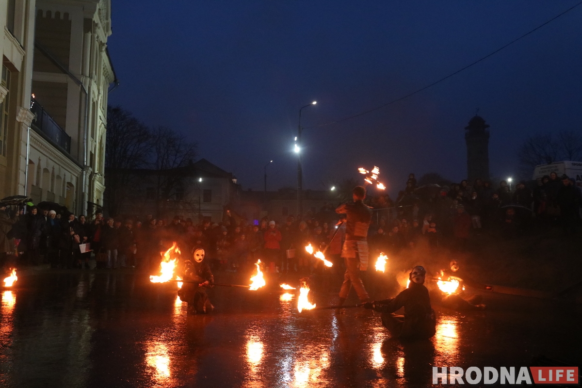 Гродненские евреи начали отмечать Хануку (ФОТО) Гродненские евреи начали отмечать Хануку (ФОТО)