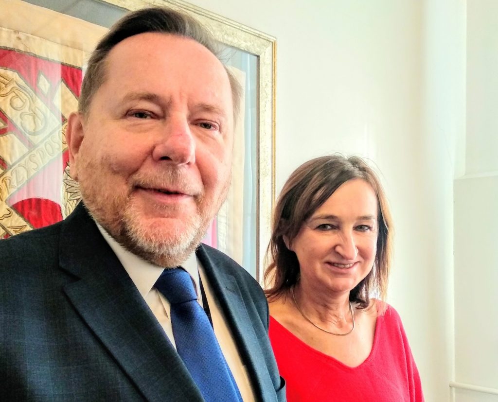 Рождественский карп и суп с «ушками»: как встречает Рождество семья польского консула в Гродно