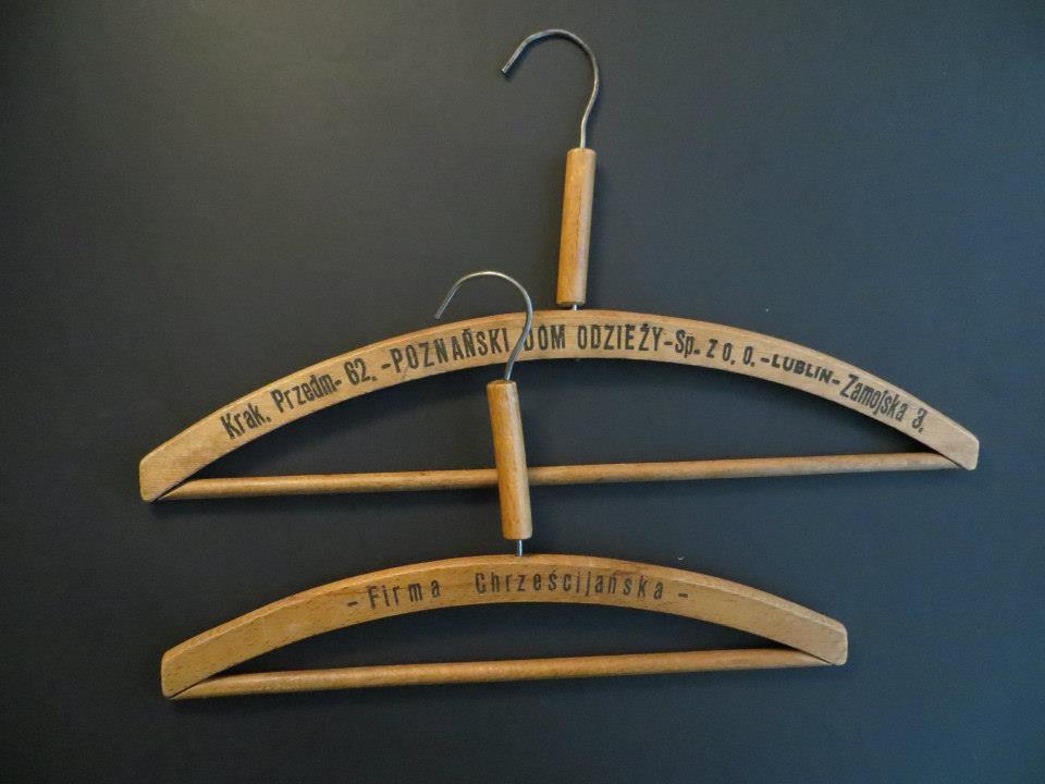 Вешалка з гісторыяй: глядзіце, якую "хрысціянскую" рэч прынёс чытач у рэдакцыю Hrodna.life