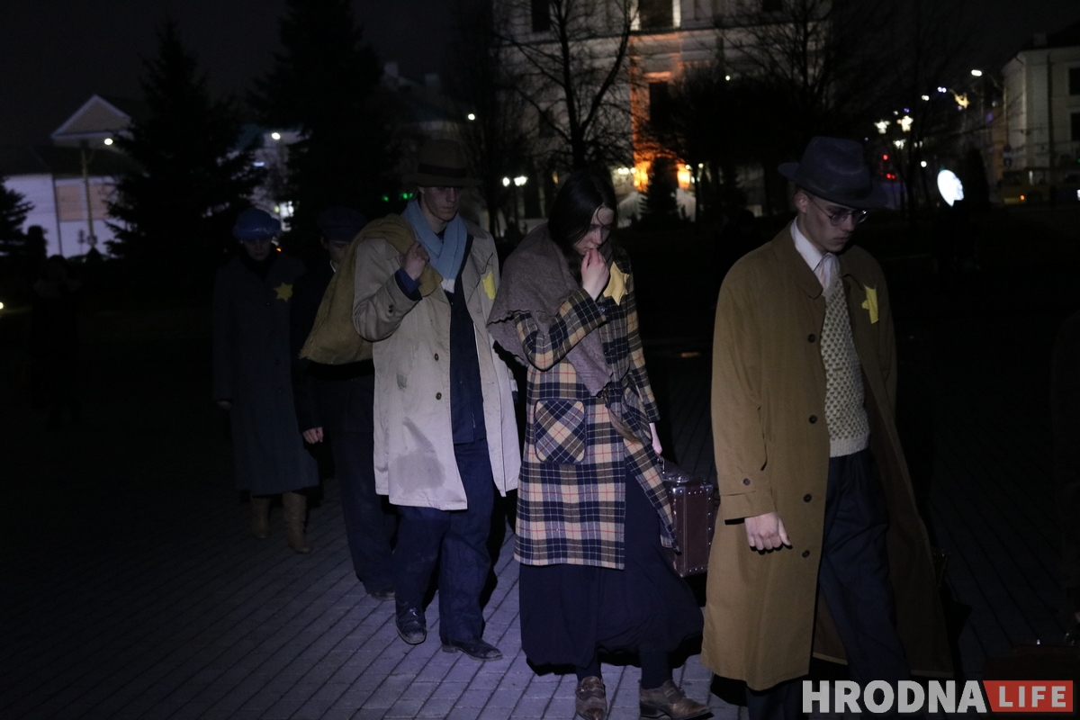 "Молчаливый" перформанс в память жертв Холокоста прошел в Гродно "Молчаливый" перформанс в память жертв Холокоста прошел в Гродно