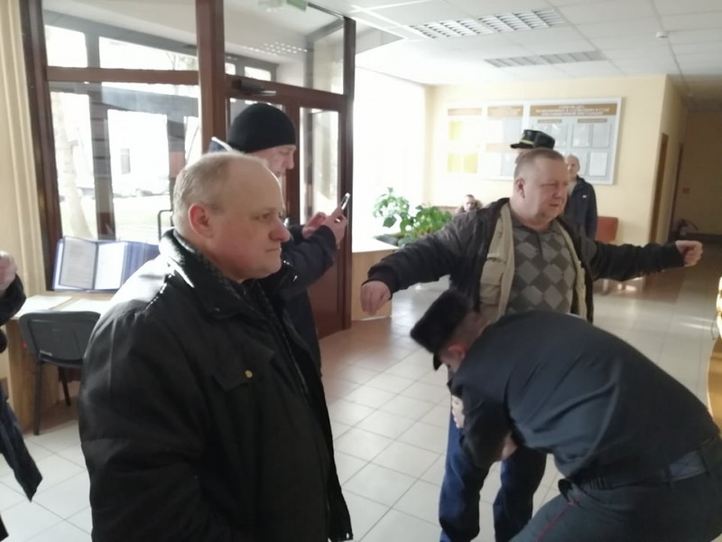 Судья рассмотрел жалобу активиста за пять минут суд саранчуков 2