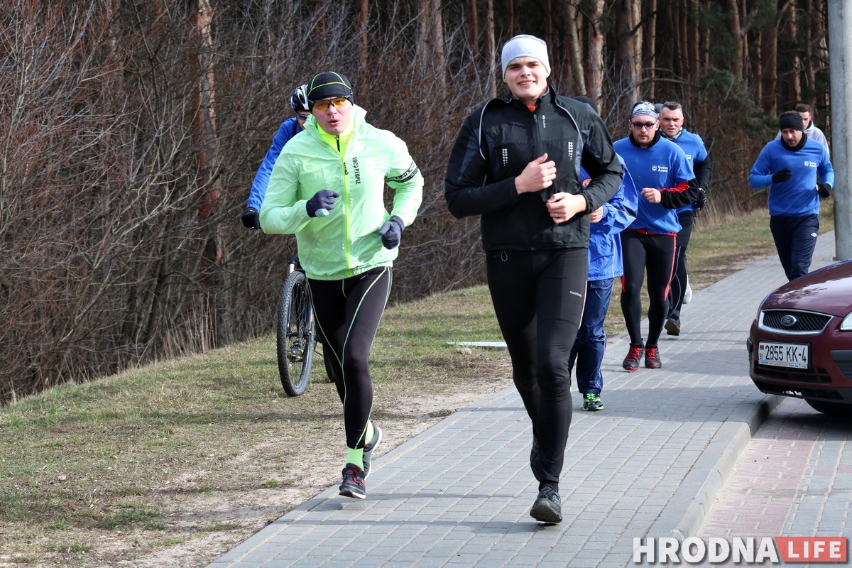 «Мы начинаем разбегивать Гродно». 23 февраля гродненцы пробежались вокруг города «Мы начинаем разбегивать Гродно». 23 февраля гродненцы пробежались вокруг города