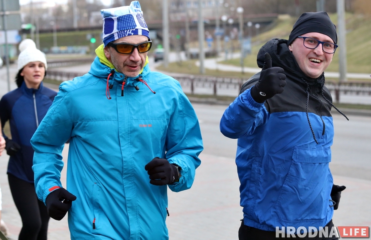 «Мы начинаем разбегивать Гродно». 23 февраля гродненцы пробежались вокруг города «Мы начинаем разбегивать Гродно». 23 февраля гродненцы пробежались вокруг города