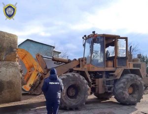 В Мостовском районе женщину переехал трактор. Насмерть В Мостовском районе женщину переехал трактор. Насмерть