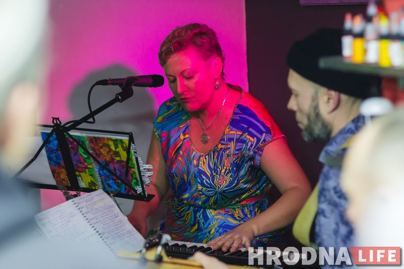 Художница, журналист и певец и поэтесса. "Территория творчества" раскрыла для гродненцев еще четыре интересные личности Художница, журналист и певец и поэтесса. "Территория творчества" раскрыла для гродненцев еще четыре интересные личности