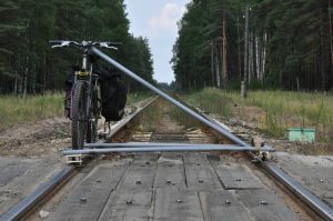 В заказнике «Озеры» туристов будут возить по узкоколейке на велодрезинах Фота: sebram.livejournal.com