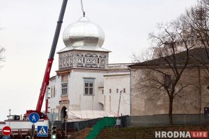 На башню Старого замка поставили купол. Смотрите, как это выглядит На башню Старого замка поставили купол. Смотрите, как это выглядит