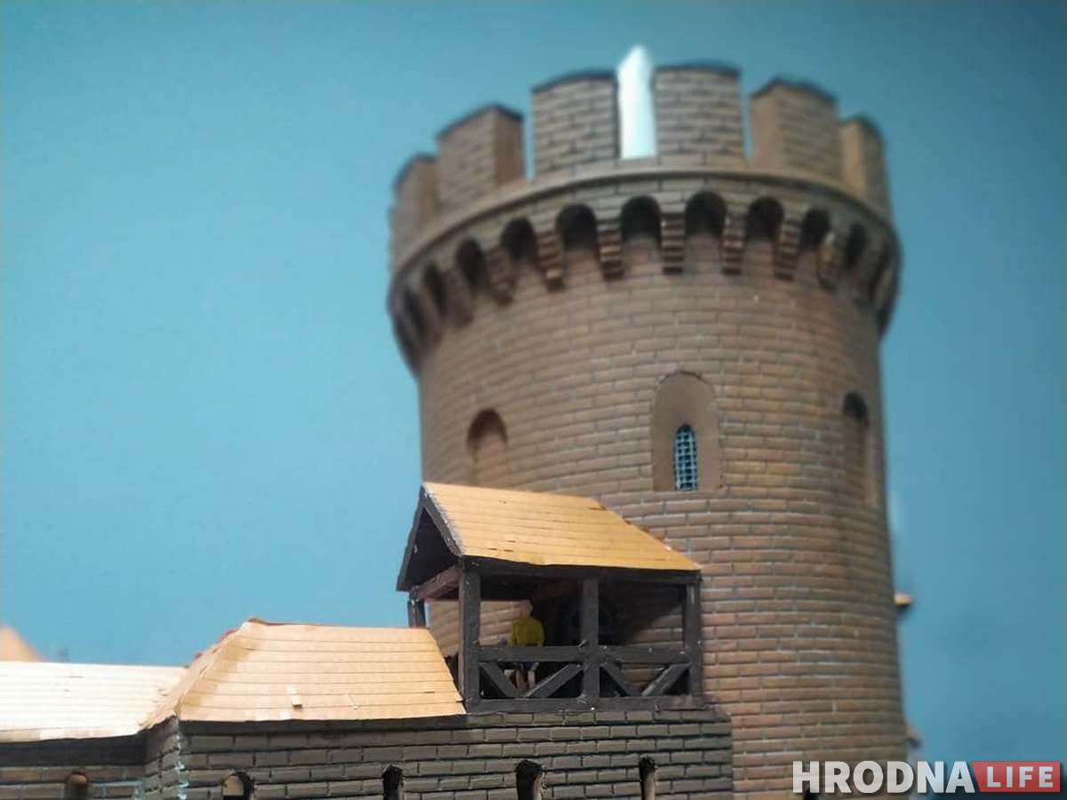 Каким был замок Витовта? Игорь Лапехо начал цикл лекций о гродненском Старом замке Каким был замок Витовта? Игорь Лапехо начал цикл лекций о гродненском Старом замке