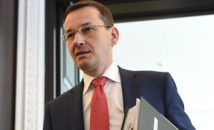 Польша закрывает границы, торговые центры, рестораны: жесткие меры должны сдержать коронавирус Польша закрывает границы коронавирус