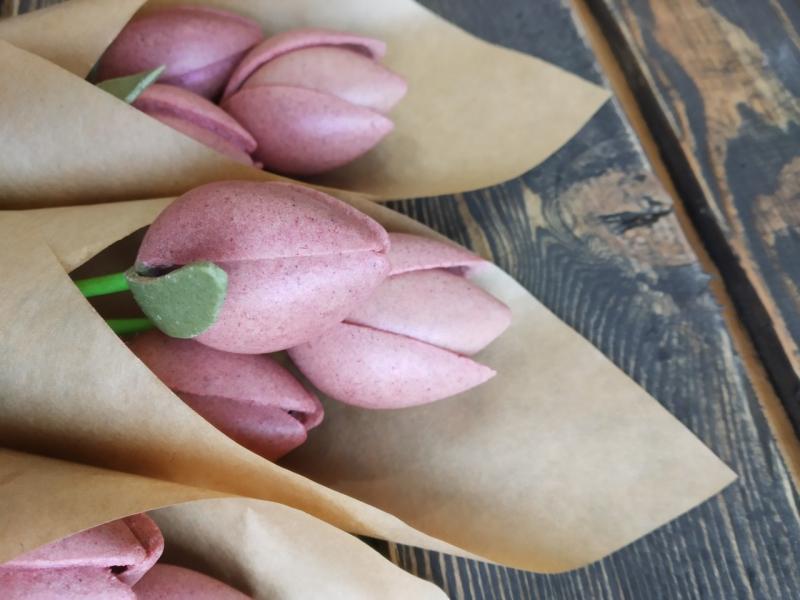 Смотрите, какие шоколадные тюльпаны делают в Гродно